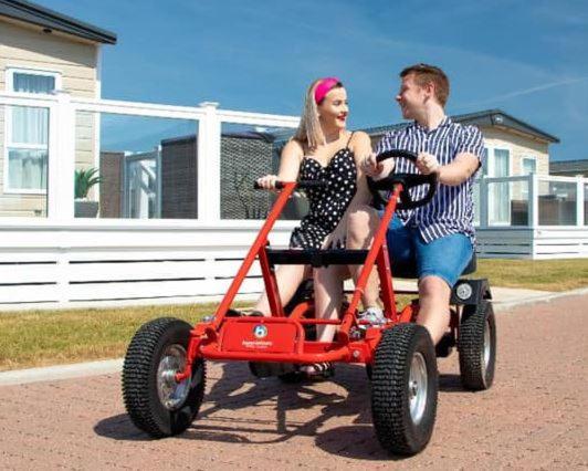 The Burrows Holiday Caravan, Seal Bay Selsey Eksteriør billede